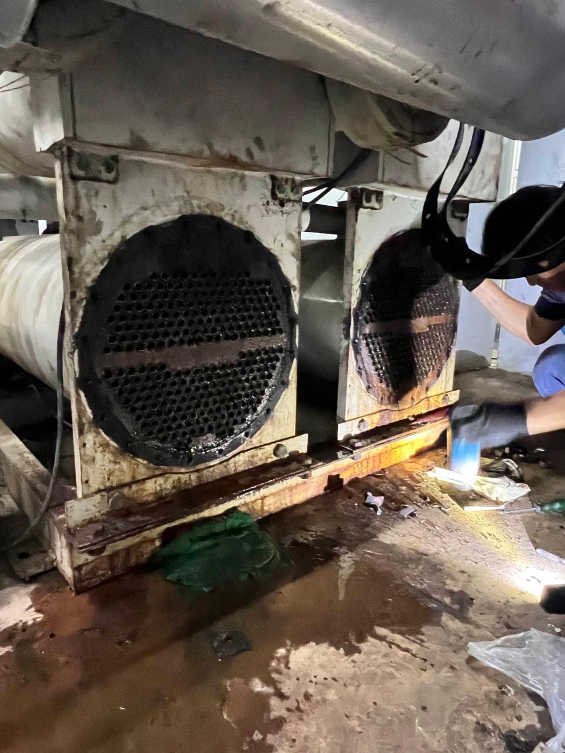 ทำความสะอาดชุดท่อ Tube Bundle หน้างาน — ORGCARE Engineering & Services