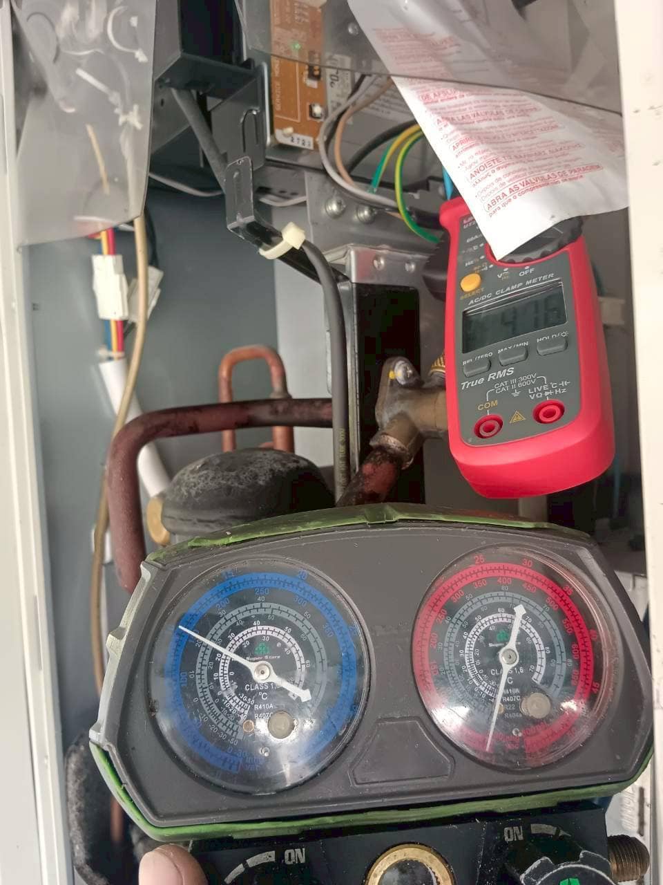 ตรวจวัดแรงดันน้ำยาและระบบไฟฟ้าเครื่องปรับอากาศ — ORGCARE Engineering & Services